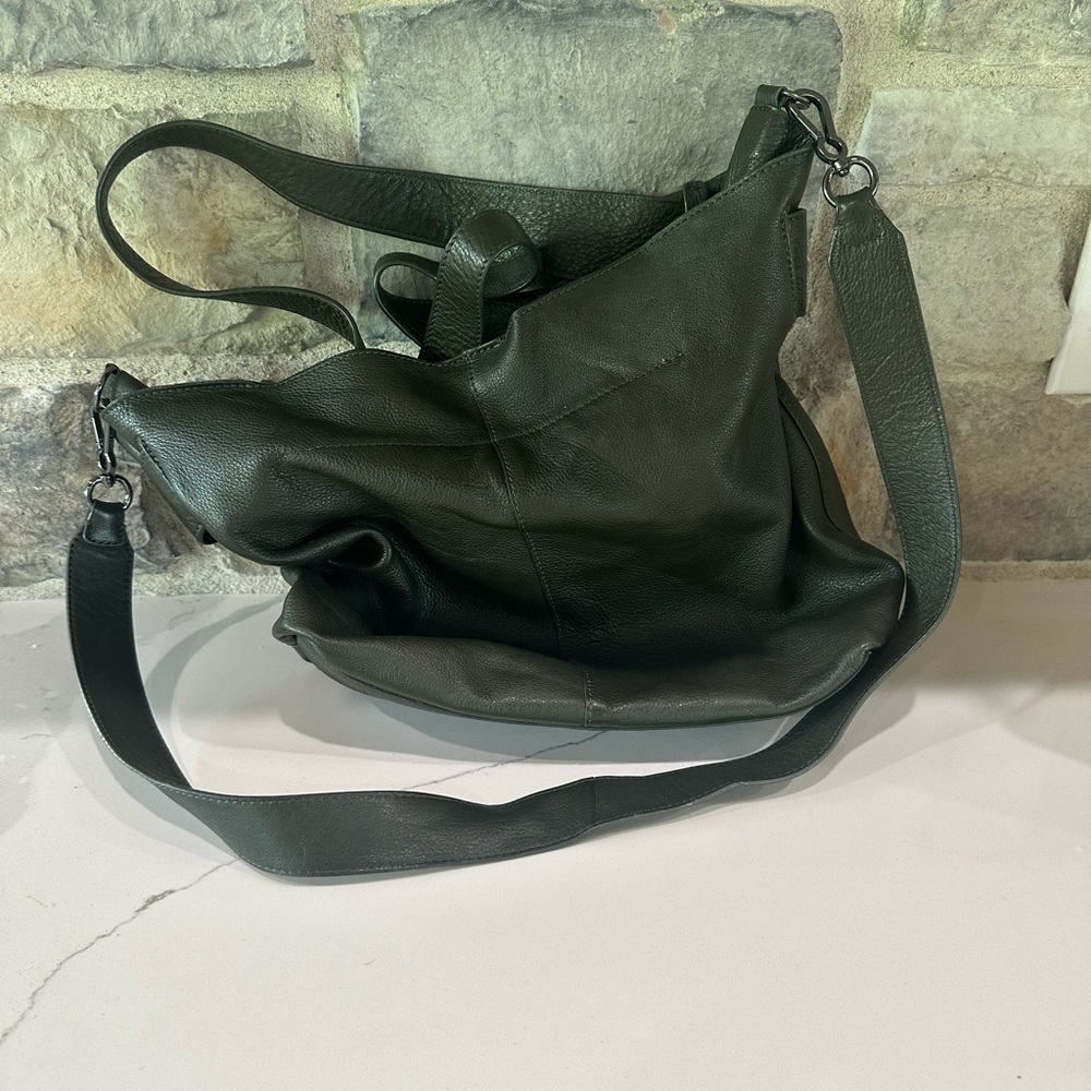 Vince Camaro Leather Mekhi Tote handbag Army Green purse - Picture 6 of 16
